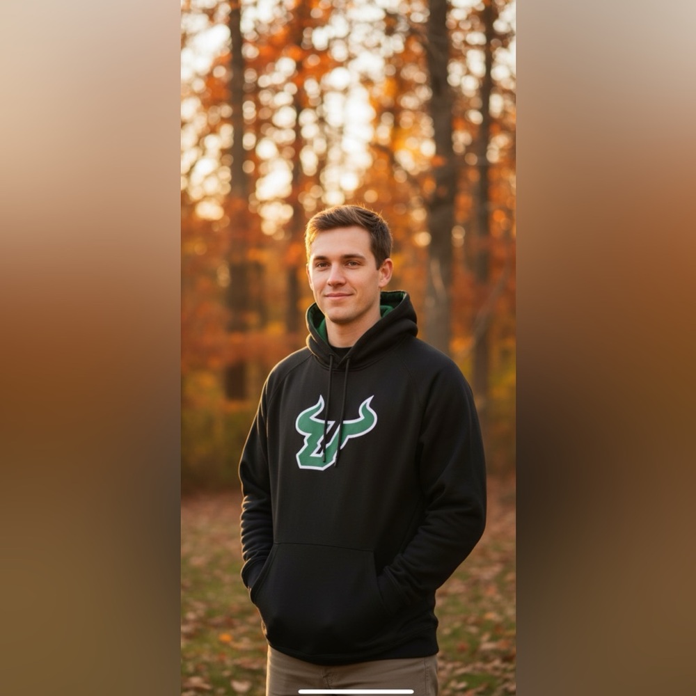 USF Bulls Colosseum‎ Black and Green Men's Hoodie